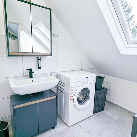 Appartement Alfa 3br 5 Beds Netflix Inet Ebk Wasen Nahe Daimler L Bathroom L Kitchen L Wifi & Smarttv L 3 5 Betten L Kueche L Duschbad