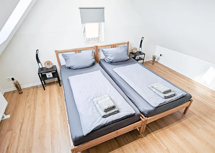 דירה Alfa 3br 5 Beds Netflix Inet Ebk Wasen Nahe Daimler L Bathroom L Kitchen L Wifi & Smarttv L 3 5 Betten L Kueche L Duschbad שטוטגרט